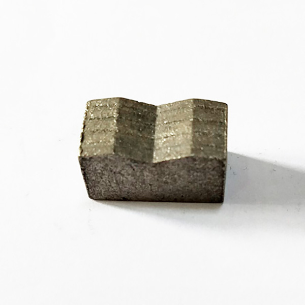 花岗石矿山刀头